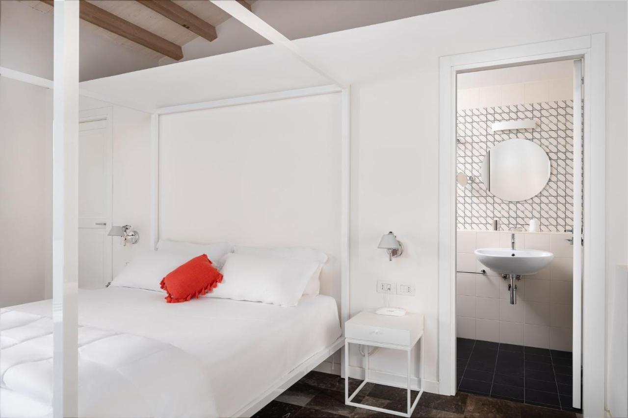 Borgo D'Orlando - Small Country Hotel Mirto  Kültér fotó