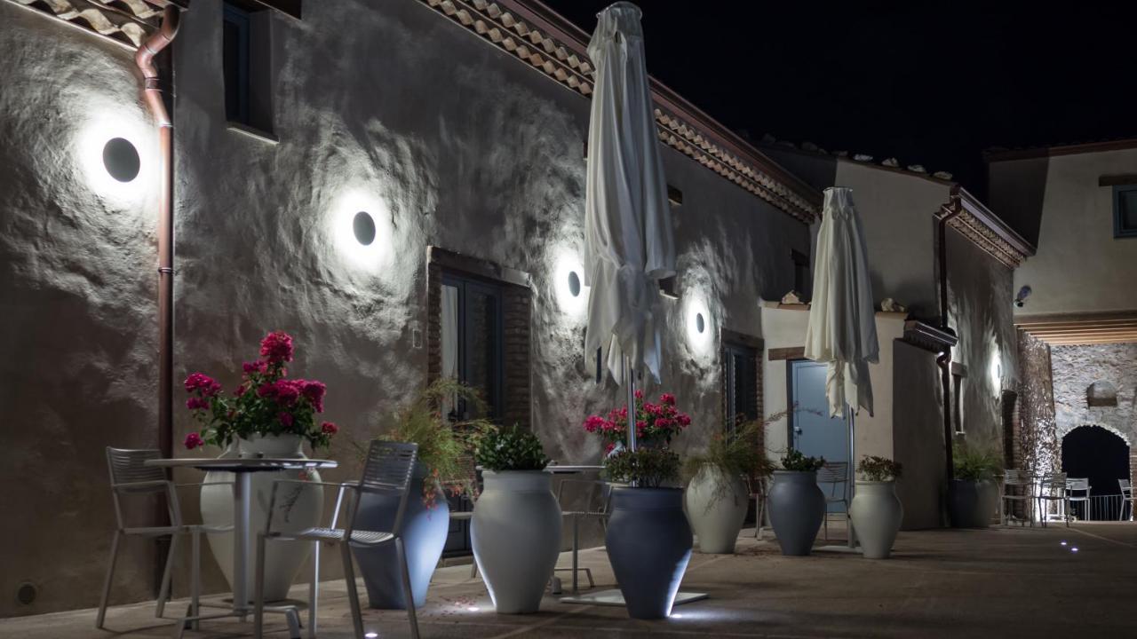 Borgo D'Orlando - Small Country Hotel Mirto  Kültér fotó